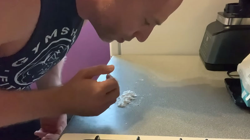 What Really Happens When You Snort Creatine