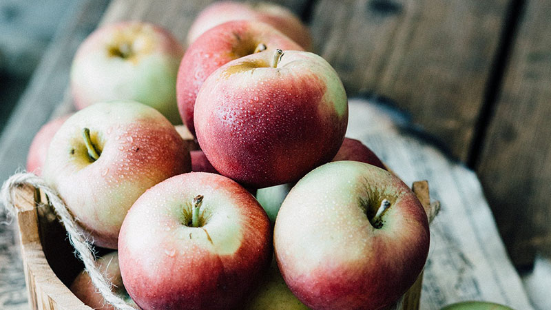 Apples