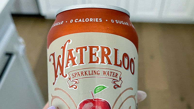 Comparing Sparkling Water to Other Drinks