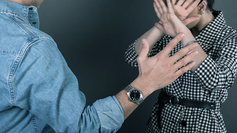 Signs of gaslighting behaviour